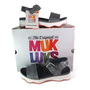 Muk Luks Roller Skate Plat for Croc Print Strappy Sandals Dusty Blue Women's 8